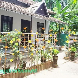 Munroe Heritage Homestay Mundrothuruth